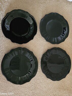 4 MODERN HANDMADE ITALY FRONTGATE BLACK FLORENTINE SCALLOP CERAMIC DINNER PLATE